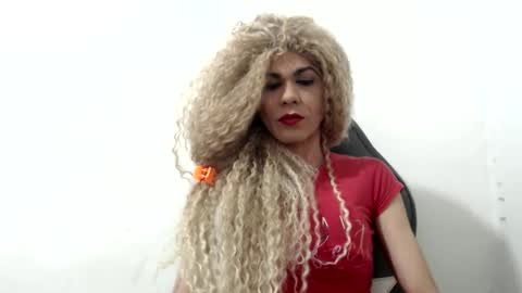 Snapshot of diabla_sexy22cm chatting on October 18, 2025, 8:48 am diabla_sexy22cm online show from October 18, 2025, 8:48 am