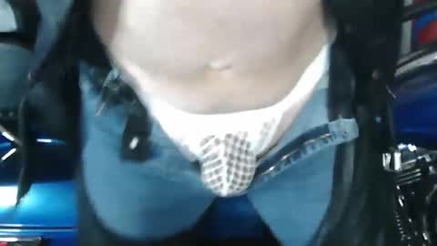 Yeti online show from March 27, 2026, 9:03 pm