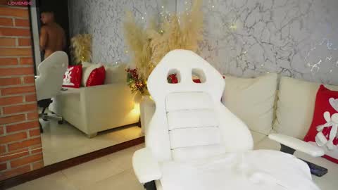 Diego online show from December 17, 2025, 1:50 pm