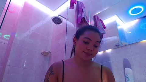 diamond_canela online show from December 14, 2024, 8:45 am