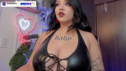 Diamond            online show from September 28, 2025, 9:53 pm