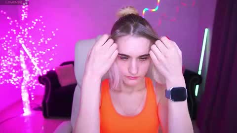 DiamondNina online show from February 26, 2026, 8:52 pm