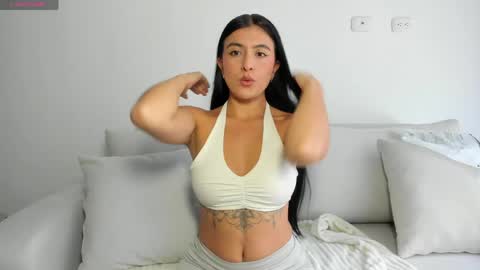Snapshot of diana_jones_ chatting on May 29, 2026, 7:23 pm POCA online show from May 29, 2026, 7:23 pm