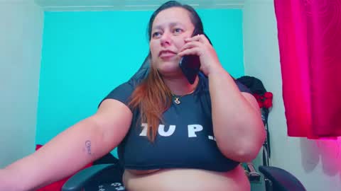 Diana Lozano online show from December 5, 2025, 6:59 pm