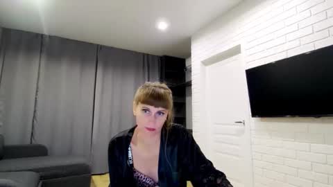 diana_meridor online show from September 30, 2025, 2:05 am
