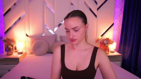 diana_nova online show from April 9, 2026, 6:19 am