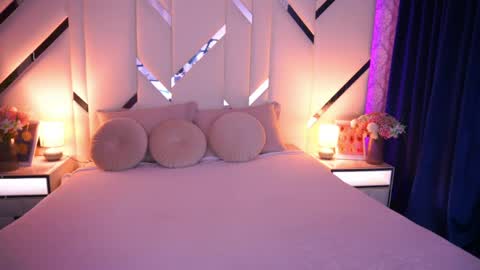 Snapshot of diana_nova chatting on June 4, 2026, 11:49 am diana_nova online show from June 4, 2026, 11:49 am