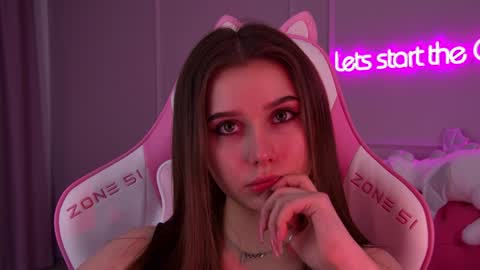 Diana online show from February 2, 2025, 2:38 am