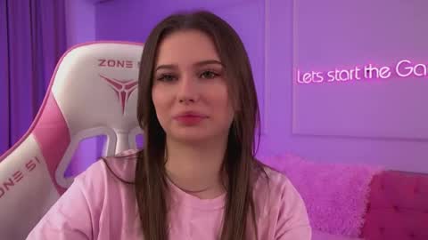 Snapshot of dianabecker chatting on July 13, 2026, 6:22 pm Diana online show from July 13, 2026, 6:22 pm