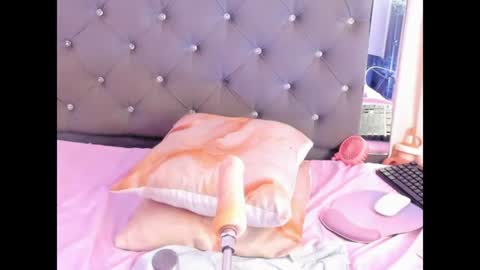 dianablackgirl online show from July 1, 2026, 11:15 pm