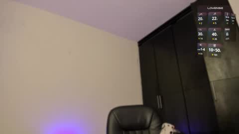 dianadirty1 online show from October 7, 2025, 4:48 pm