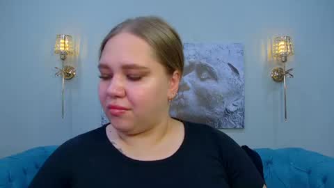 Snapshot of dianakristol chatting on June 10, 2026, 6:45 am Diana online show from June 10, 2026, 6:45 am