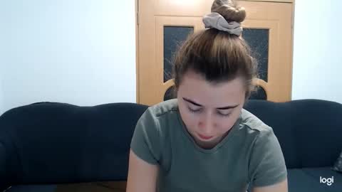 dianasmiey7 online show from December 4, 2024, 10:02 am