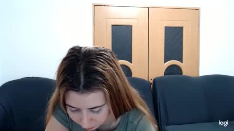 dianasmiey7 online show from December 14, 2024, 7:03 pm