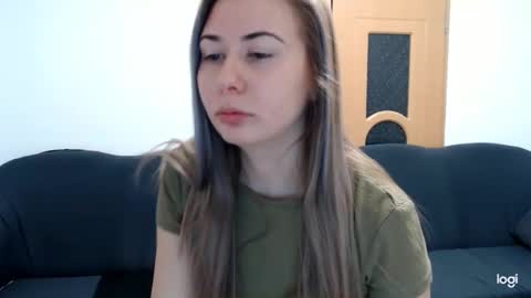 dianasmiey7 online show from December 19, 2024, 8:56 am