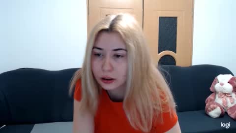 dianasmiey7 online show from February 19, 2025, 5:38 pm