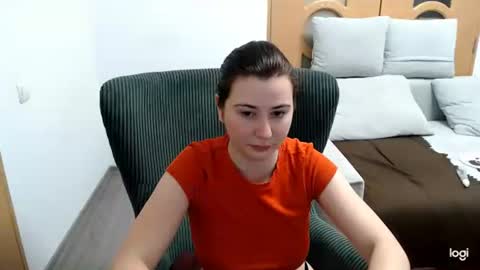 dianasmiey7 online show from February 21, 2026, 9:32 am