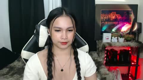 Snapshot of diane_intownx chatting on January 19, 2025, 12:39 pm Diane online show from January 19, 2025, 12:39 pm