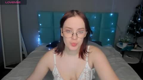 Snapshot of dianne_davis chatting on January 3, 2025, 9:25 am Dianne online show from January 3, 2025, 9:25 am