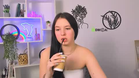 Snapshot of diara_ti chatting on February 27, 2026, 1:44 pm diara ti online show from February 27, 2026, 1:44 pm