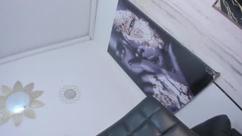 Snapshot of diaval_xxx chatting on December 20, 2024, 6:50 am Dasha online show from December 20, 2024, 6:50 am