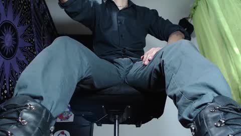 DICAPRIO online show from December 5, 2024, 2:55 pm