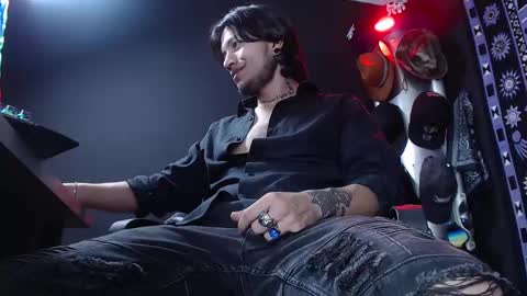 DICAPRIO online show from March 5, 2025, 8:21 pm