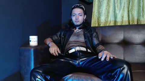 Snapshot of dicaprioo_ chatting on May 22, 2026, 5:25 am DICAPRIO online show from May 22, 2026, 5:25 am