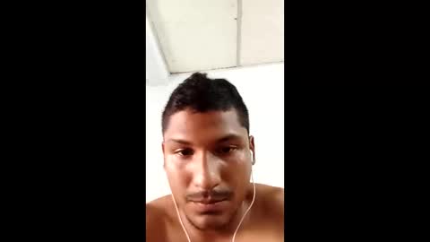 Snapshot of dick774369 chatting on January 6, 2025, 9:32 pm dick774369 online show from January 6, 2025, 9:32 pm