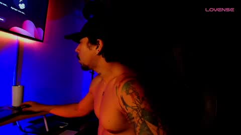Snapshot of dickdamian_ chatting on May 12, 2026, 6:27 pm Damin online show from May 12, 2026, 6:27 pm
