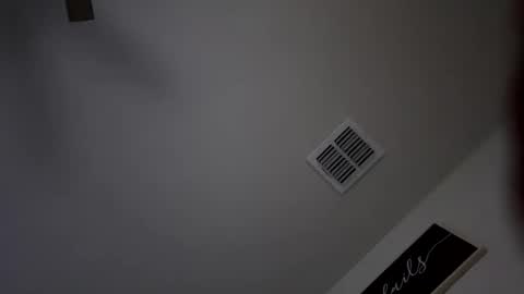 Snapshot of dickdiesel1989 chatting on November 9, 2025, 4:33 am dickdiesel1989 online show from November 9, 2025, 4:33 am