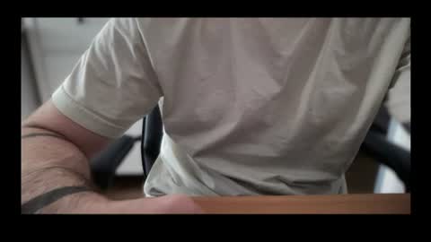 Snapshot of dicky_cage chatting on July 20, 2026, 1:35 pm dicky cage online show from July 20, 2026, 1:35 pm