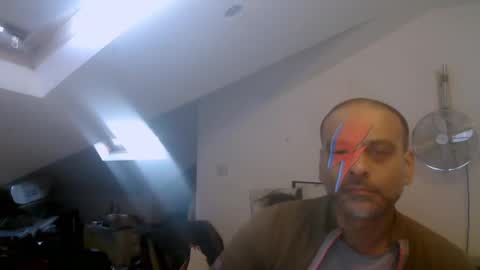 Snapshot of diddlysquatter chatting on September 21, 2025, 5:03 pm diddlysquatter online show from September 21, 2025, 5:03 pm