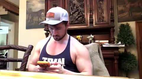 Snapshot of diegodavids chatting on February 20, 2026, 8:31 pm diegodavids online show from February 20, 2026, 8:31 pm