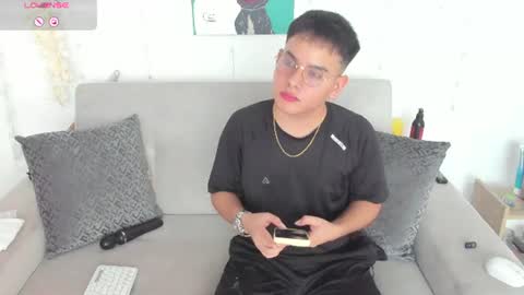 Snapshot of diegorobles30 chatting on July 7, 2026, 12:53 pm Diego Robles online show from July 7, 2026, 12:53 pm