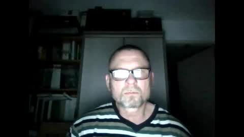 Snapshot of dierenfeld chatting on January 4, 2025, 1:52 am dierenfeld online show from January 4, 2025, 1:52 am