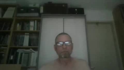 Snapshot of dierenfeld chatting on April 21, 2026, 1:42 am dierenfeld online show from April 21, 2026, 1:42 am