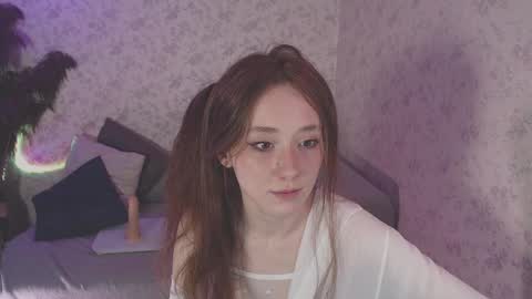 Hi im Alice 3 Im usualy online 03-10 or 17-21 UTC0 online show from March 4, 2025, 1:34 am