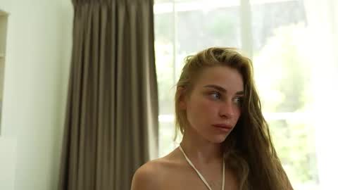 digital_princess online show from March 15, 2026, 3:45 am