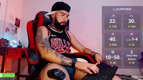  Dylan  online show from March 26, 2026, 11:43 pm