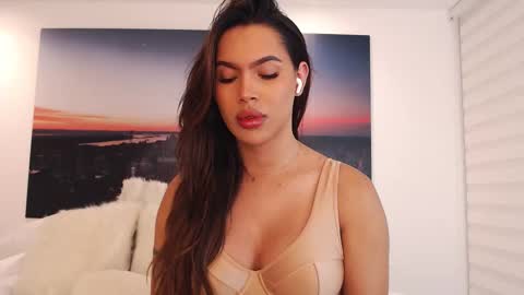 Diiione online show from March 13, 2026, 1:23 am