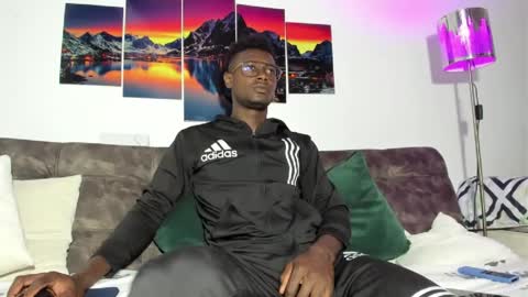 Snapshot of dilaan_carter chatting on January 30, 2025, 12:37 pm joshua online show from January 30, 2025, 12:37 pm