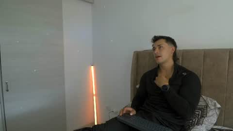 Snapshot of dilan_coy chatting on July 3, 2026, 8:37 pm Dilan Coy online show from July 3, 2026, 8:37 pm