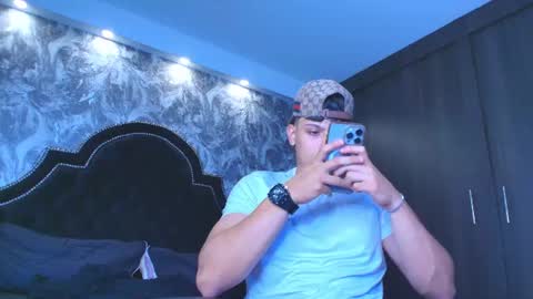Snapshot of dilanmiller_ chatting on June 16, 2026, 7:27 pm dilanmiller_ online show from June 16, 2026, 7:27 pm