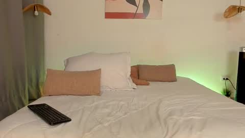 Dilarahkesh  online show from February 3, 2026, 6:40 am