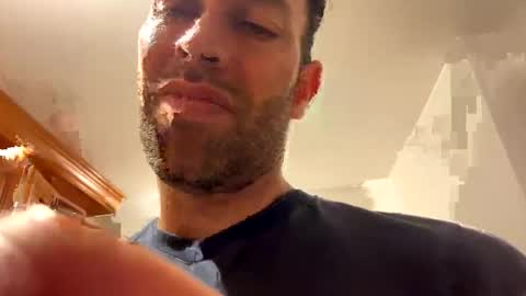 Snapshot of dilfofthenextdoor42 chatting on March 18, 2026, 4:48 am dilfofthenextdoor42 online show from March 18, 2026, 4:48 am