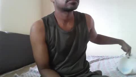 dilip_09 online show from January 14, 2025, 6:24 am