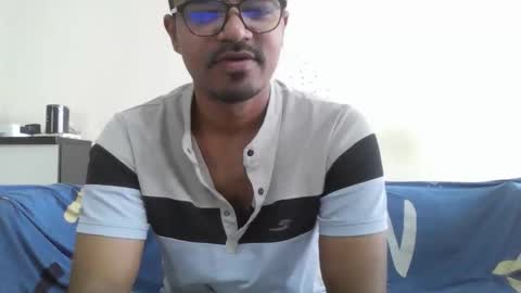 dilip_09 online show from September 12, 2025, 2:11 am