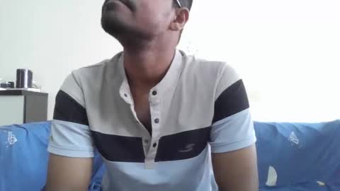 dilip_09 online show from September 19, 2025, 2:46 am