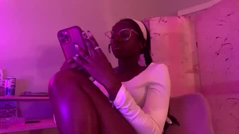 black american princess online show from September 30, 2025, 1:21 am